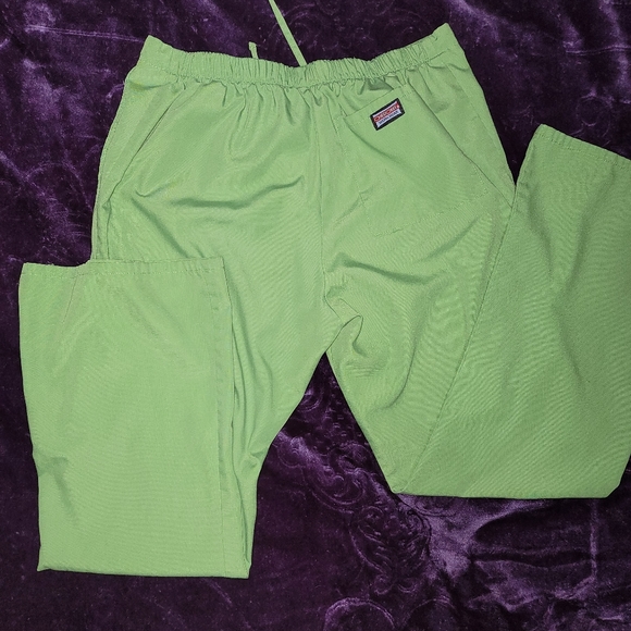 Cherokee green scrub bottoms - Picture 3 of 4